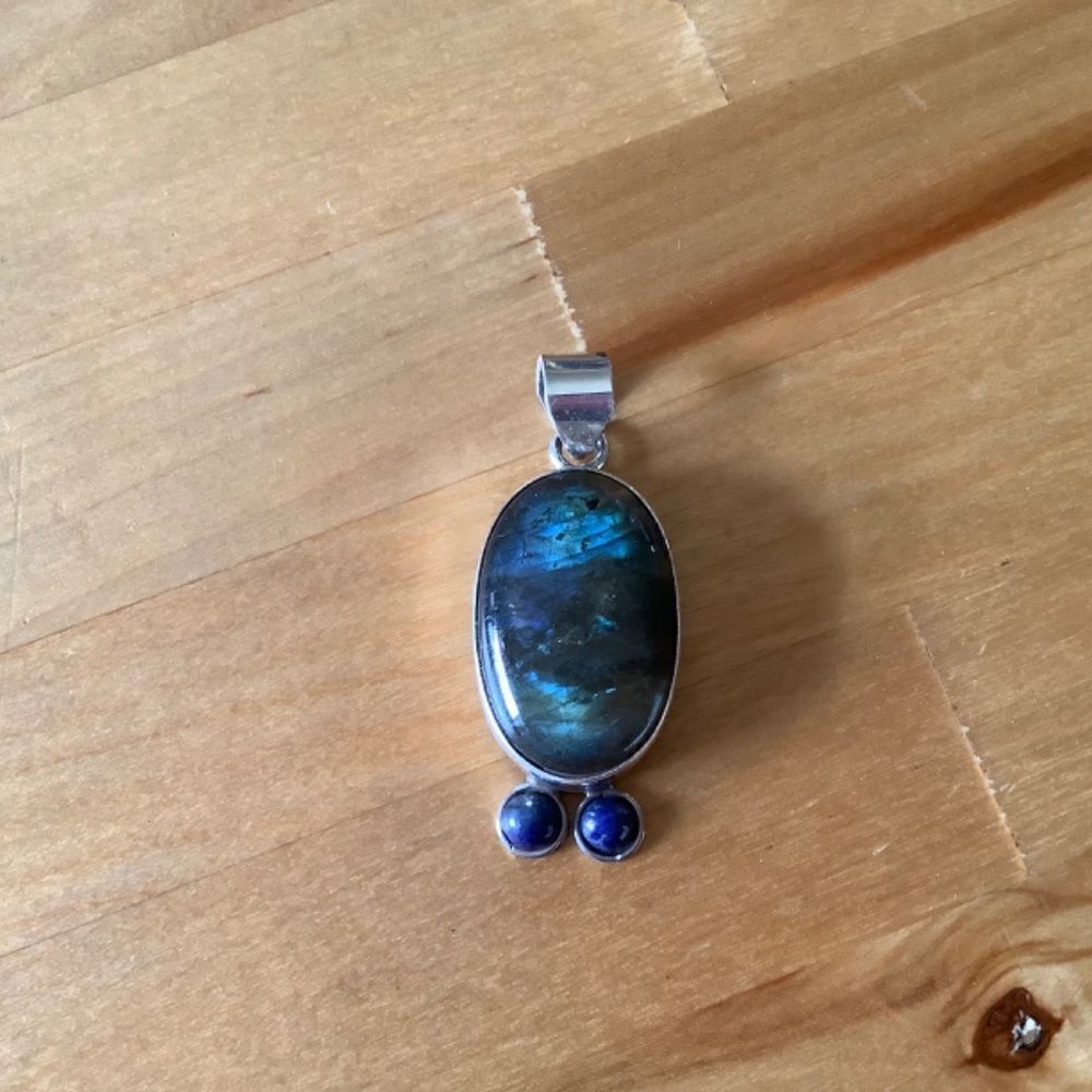 NWOT Sterling SILVER 925 LABRADORITE/LAPIS OVAL PENDANT​​ - Picture 7 of 8